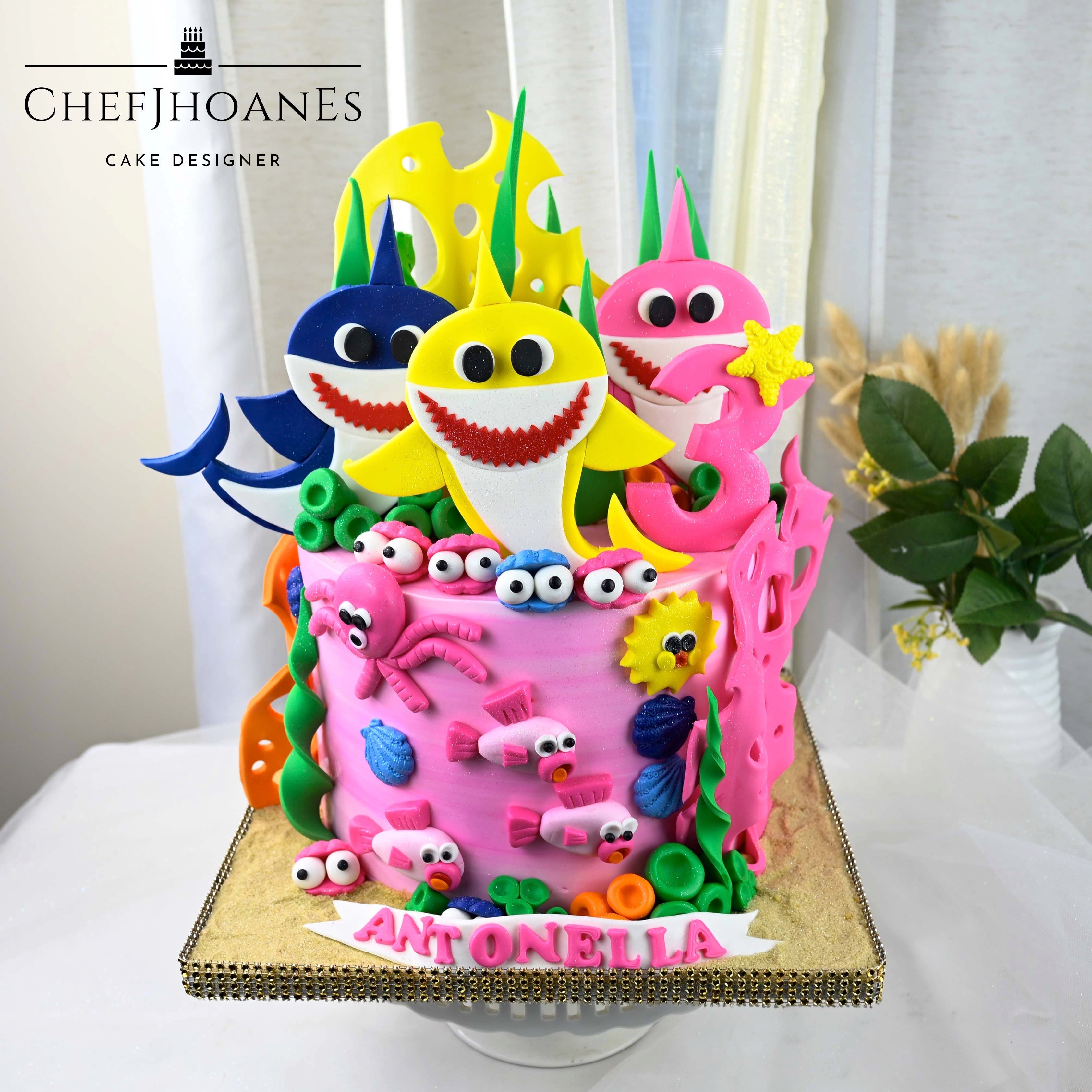 Baby Shark cake. Feed 25 people. – Chefjhoanes